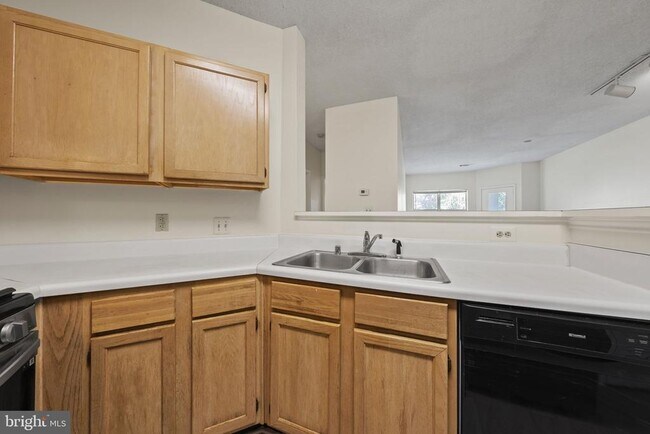 Building Photo - 4405 Fair Stone Dr