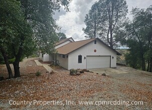 Building Photo - Amazing Short-Term Housing Opportunity in ...