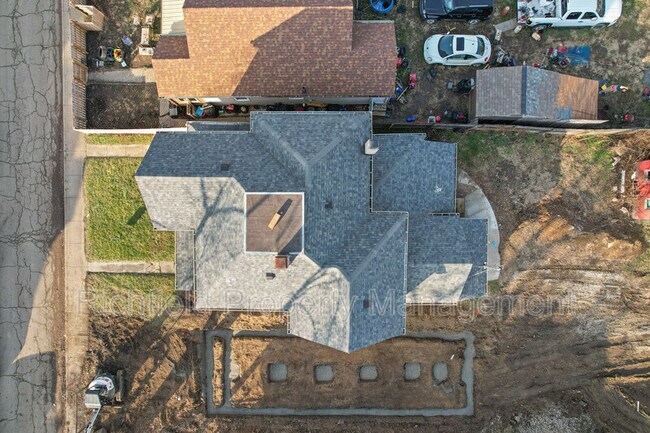 Building Photo - 43 N Beville Ave