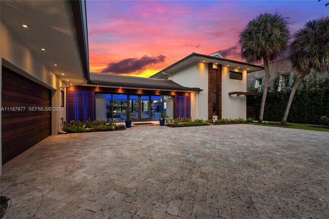 Building Photo - 1025 Diplomat Pkwy