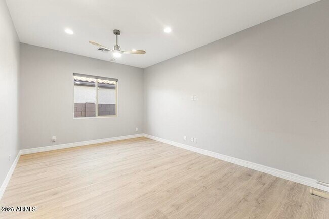 Building Photo - 11086 W Hadley St