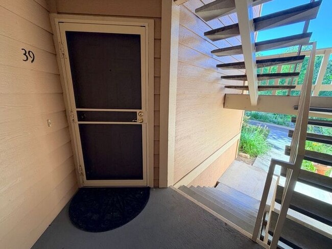 Building Photo - Reno Riverfront Condo - Single Story with Garage