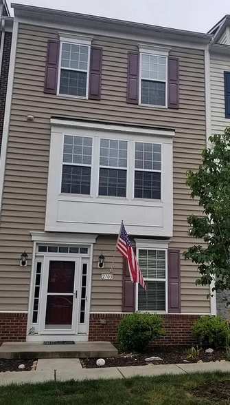 Primary Photo - 2703 Osprey Way S