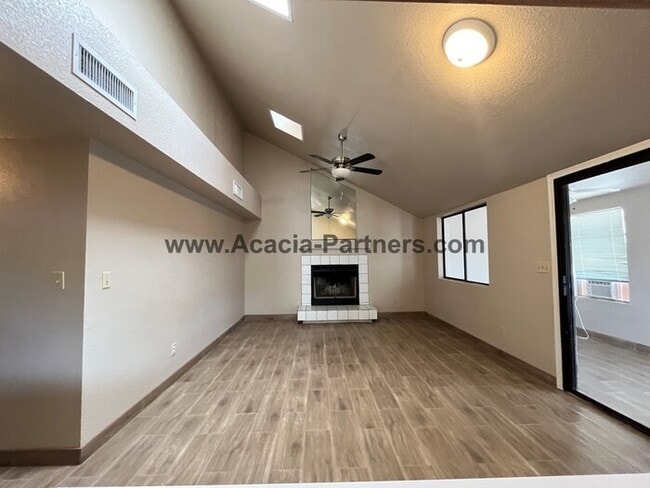 Building Photo - Three Bedroom In East Pointe Estates II