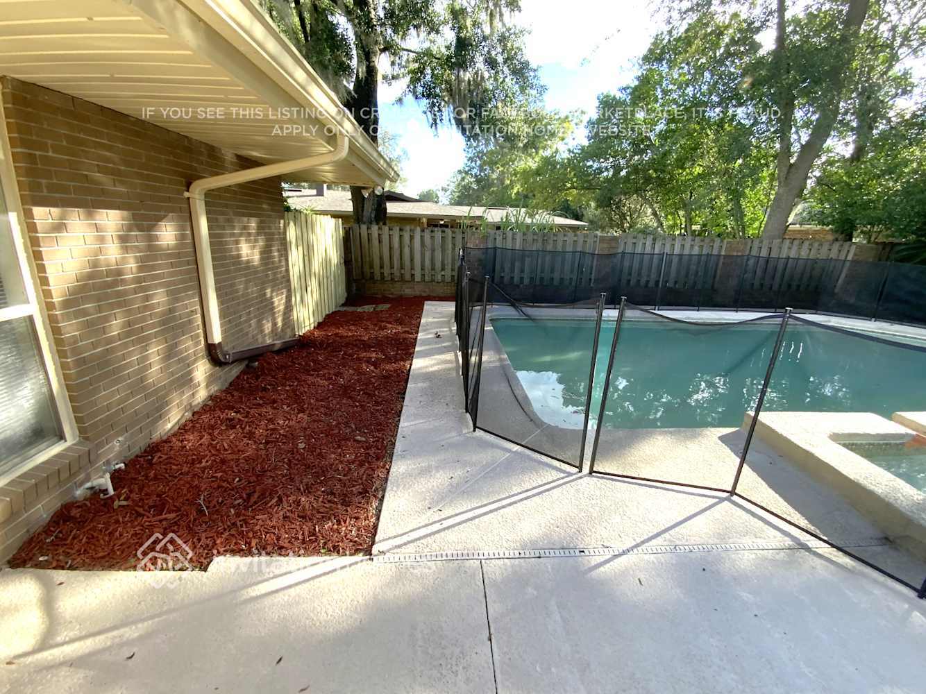 Building Photo - 8652 Villa San Jose Dr E