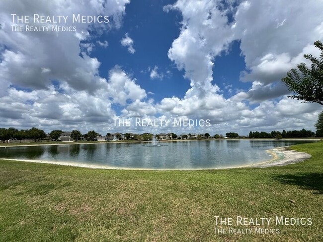 Building Photo - 308 Blue Cypress Dr