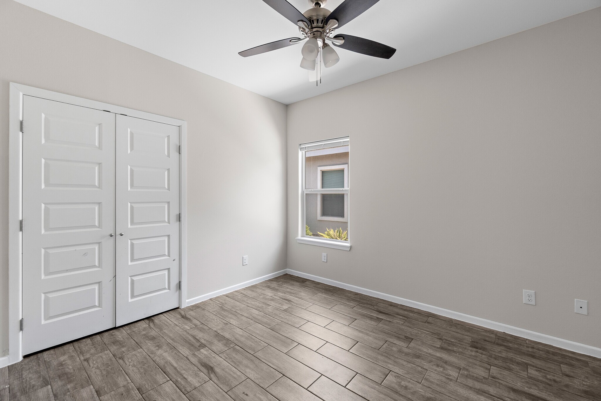 Building Photo - 912 N Kentucky St