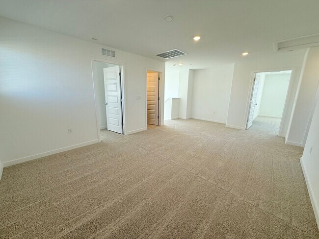 Building Photo - 10370 Bayson Wy