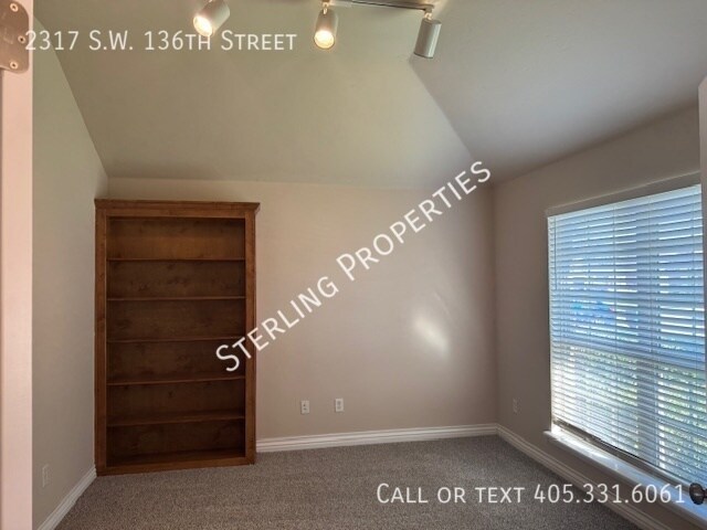 Building Photo - 2317 SW 136th St