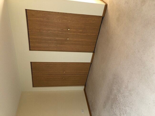 Building Photo - 1860 Fescue Dr