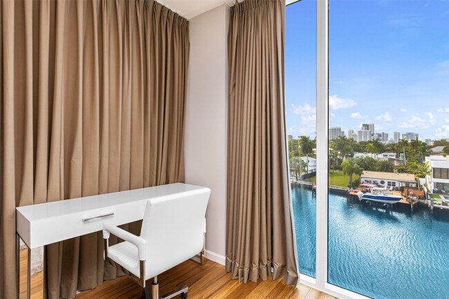 Building Photo - 45 Hendricks Isle