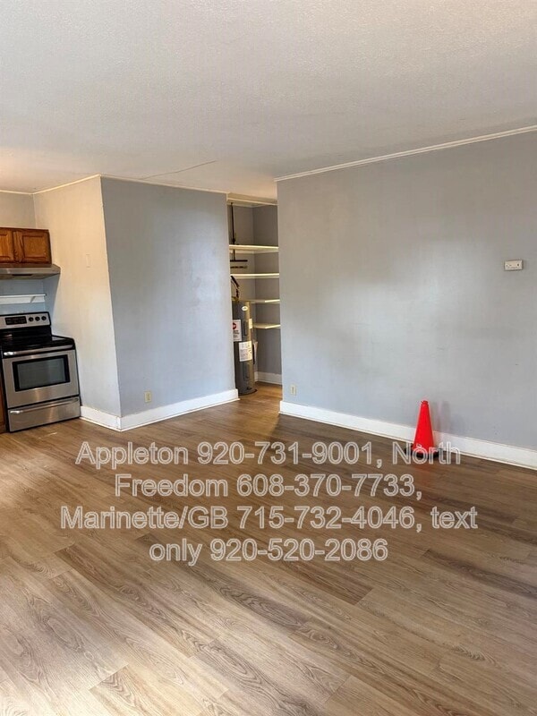 Building Photo - S7559 US-12