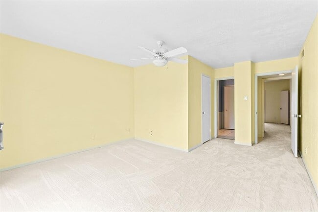 Building Photo - 1417 Welch St