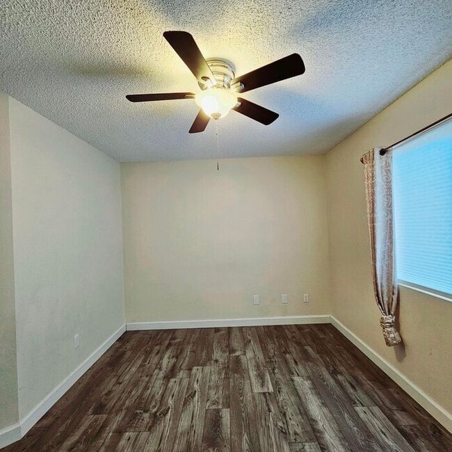 Building Photo - 4-Bedroom Home in Briargate Neighborhood!