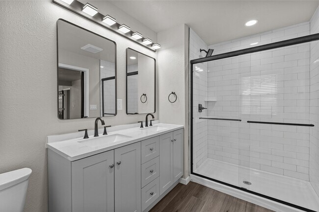 Building Photo - 1408 Quiet Ct