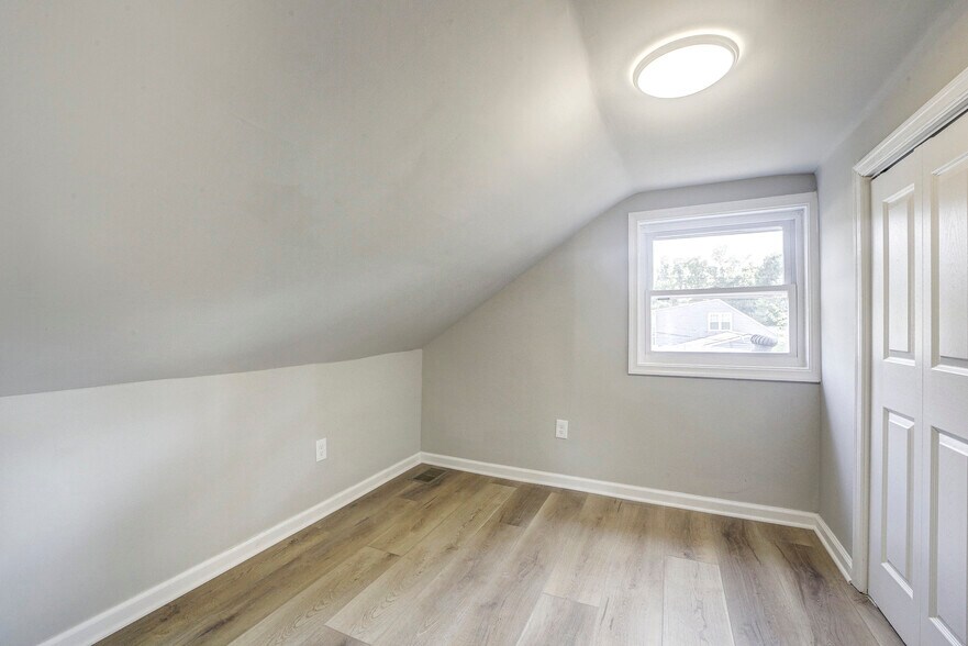 Building Photo - 3828 8th St