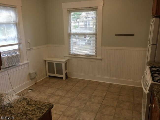 Building Photo - 58 Buena Vista Ave