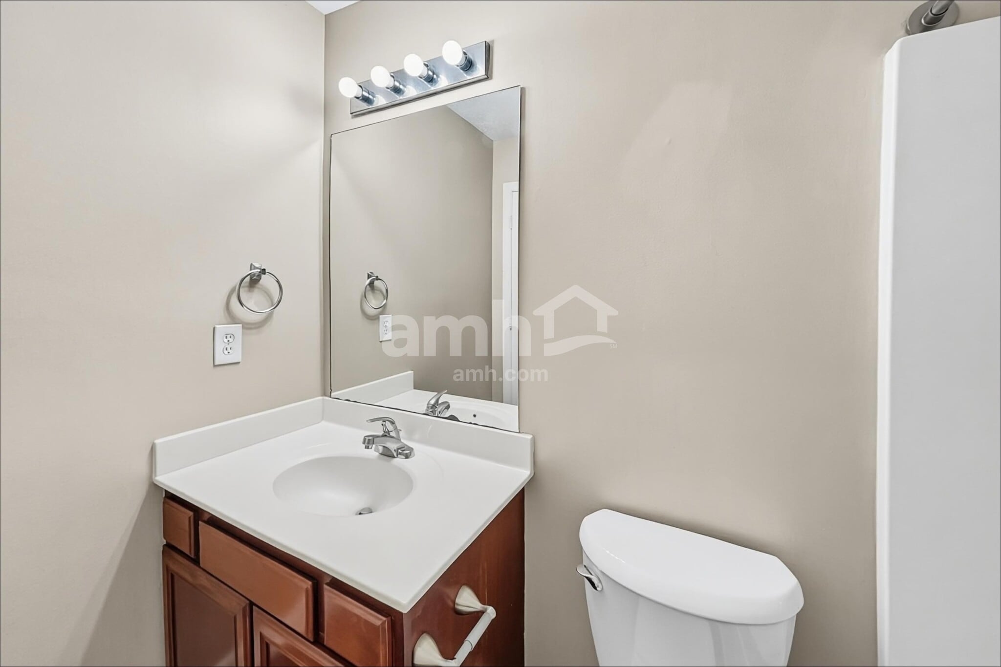 Building Photo - 221 Scarlet Ridge Ct