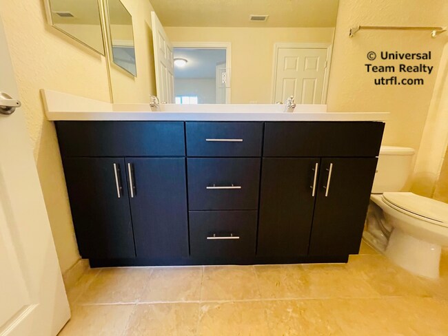 Building Photo - 13160 Bella Casa Cir