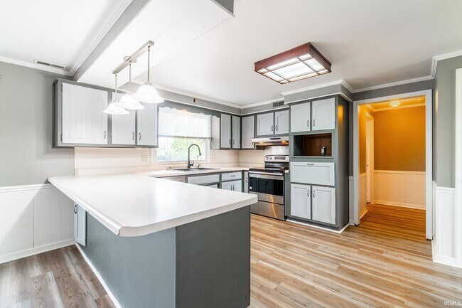 Building Photo - 18205 Doty Rd