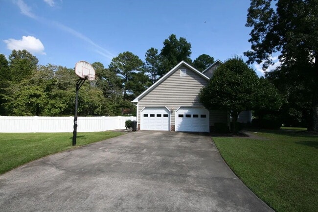 Building Photo - - WONDERFUL 2-STORY HOME IN WALNUT CREEK *SPRING CREEK SCHOOL DISTRICT* -