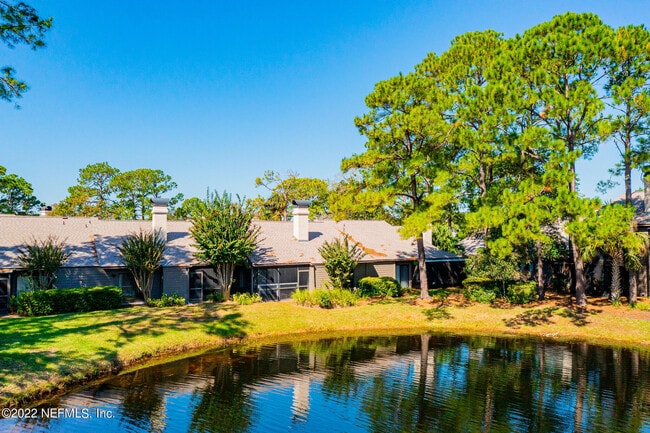 Building Photo - 111 Cranes Lake Dr