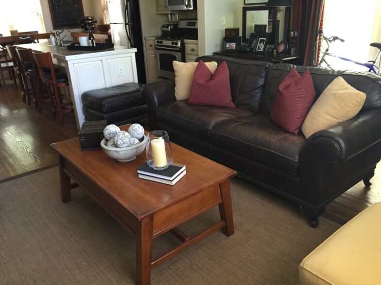 Building Photo - 44 N Olive Ave