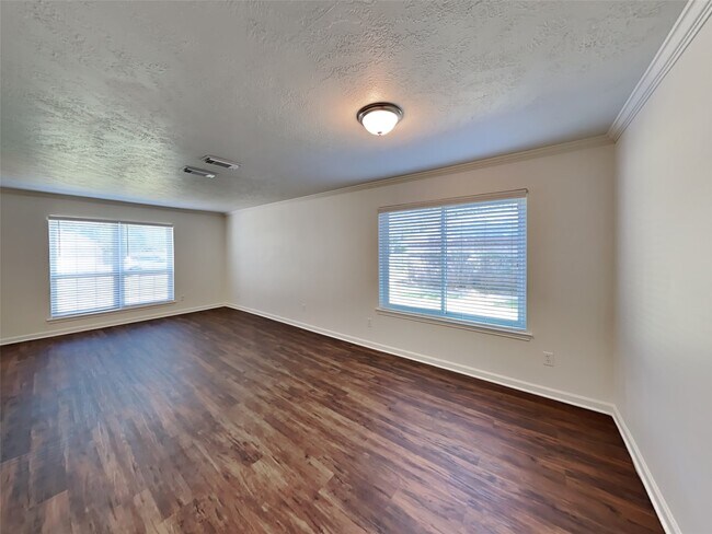 Building Photo - 7007 Durango Dr