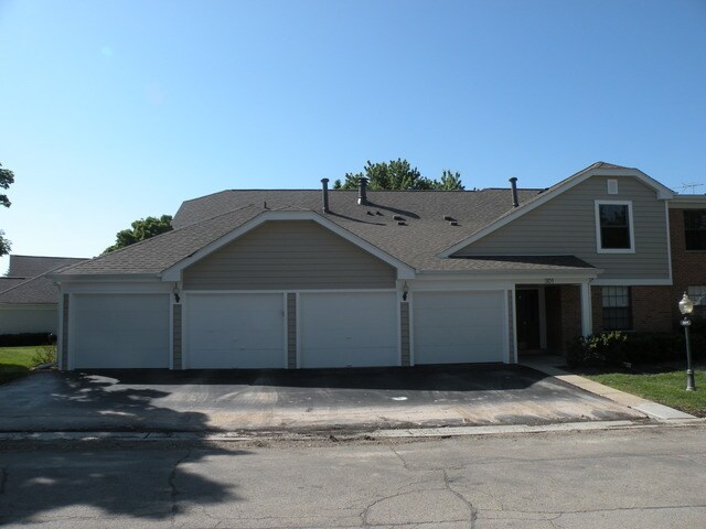 Building Photo - 301 Pembridge Ln
