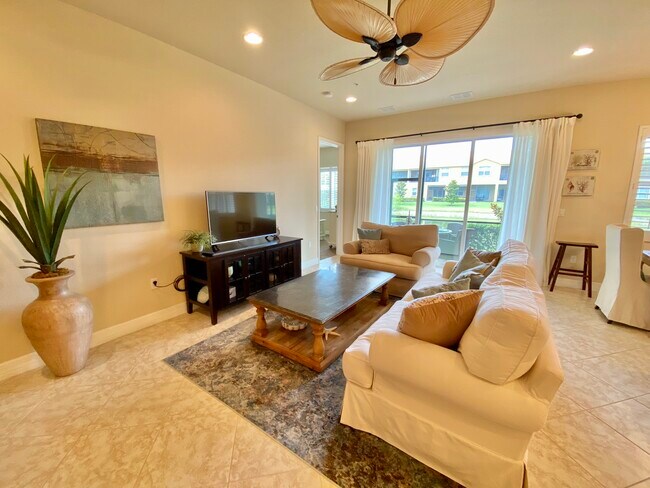 Building Photo - 6525 Monterey Point