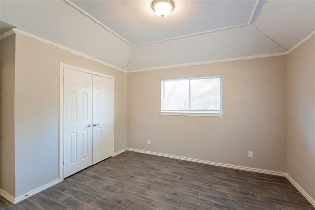 Building Photo - 217 Woodhaven Dr