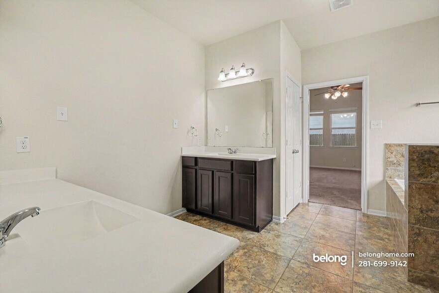 Building Photo - 4209 Dave Alvin Dr