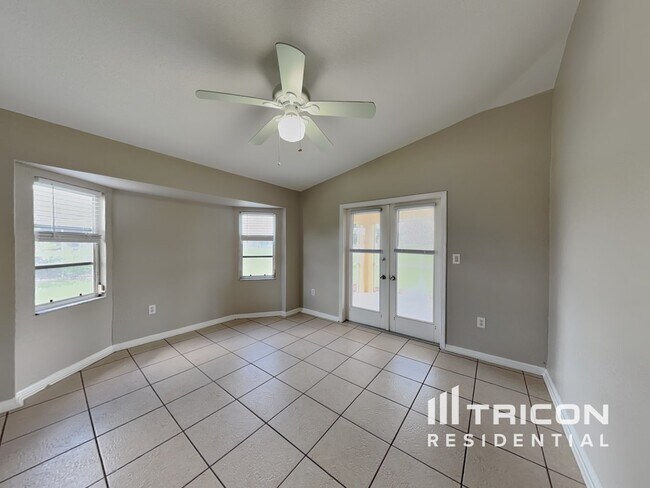 Building Photo - 492 Rio De Janeiro Ave