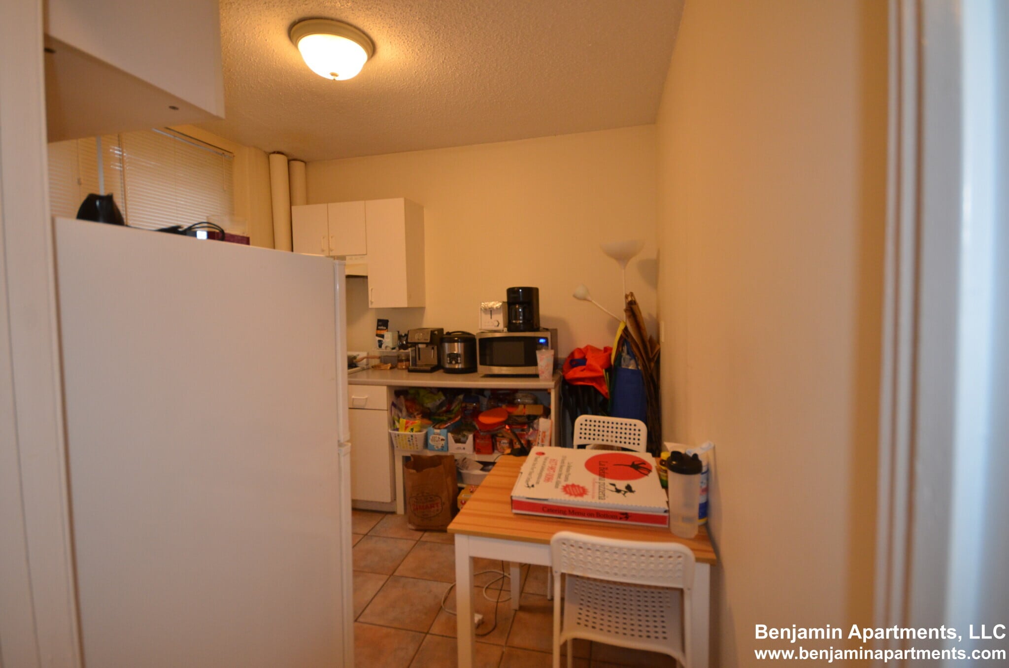 Building Photo - 11 Barrows St