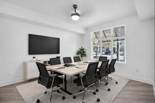 Building Photo - 4515 Main St