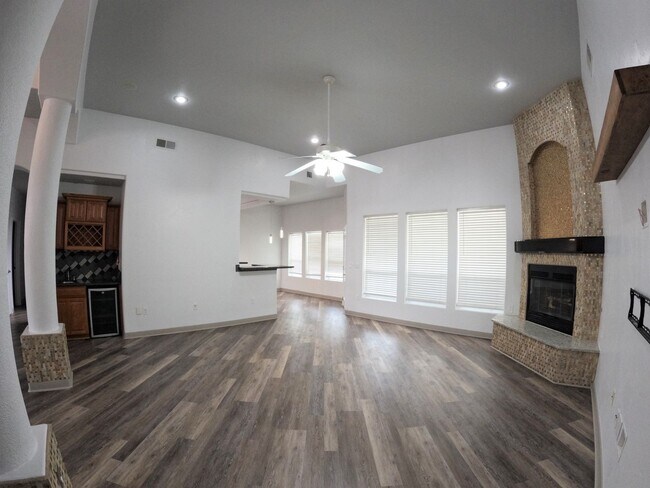 Building Photo - 2947 Longbow Loop