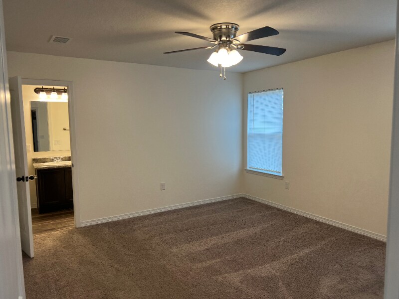 Building Photo - 10468 River Birch Dr