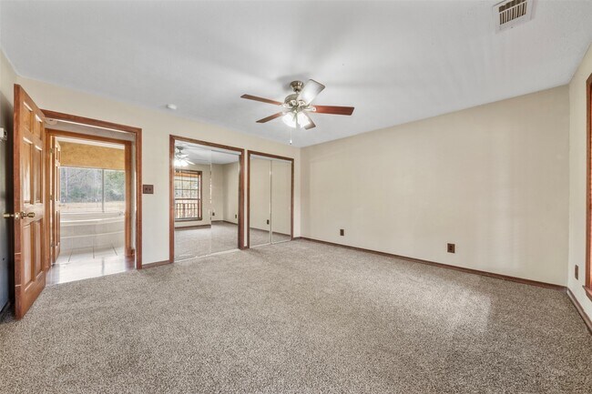 Building Photo - 33349 I-10