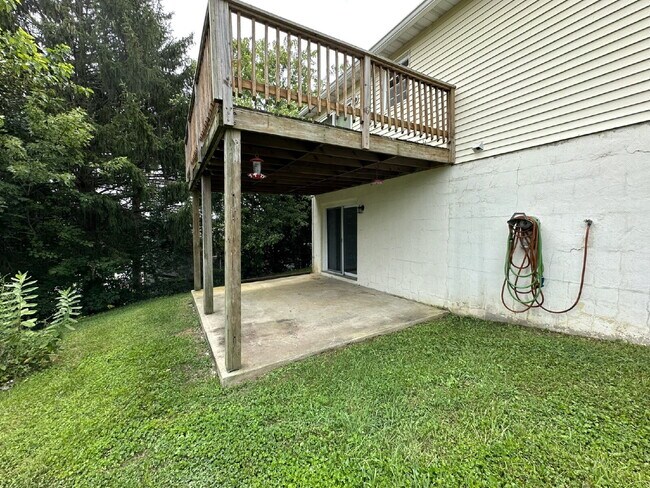 Building Photo - Single Family Home in Wakefield Valley