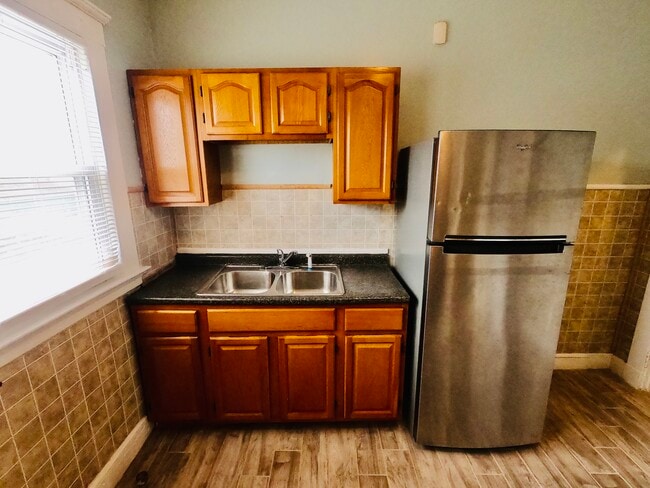 Building Photo - 174 Campbell Ave