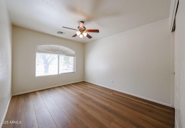 Building Photo - 13398 N 177th Dr