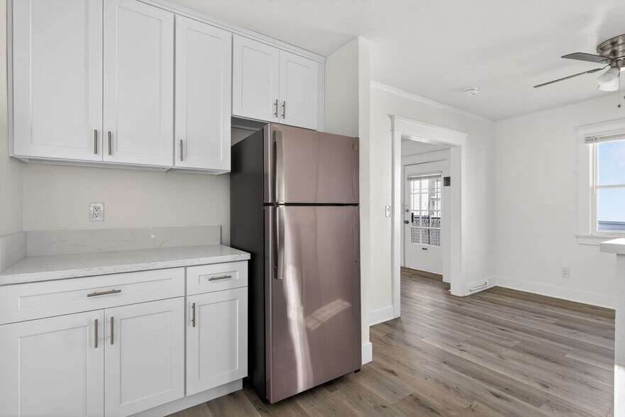 Building Photo - 525 Chestnut Ave