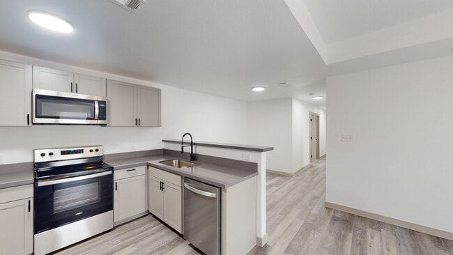 Building Photo - 324 Old Timers Rd