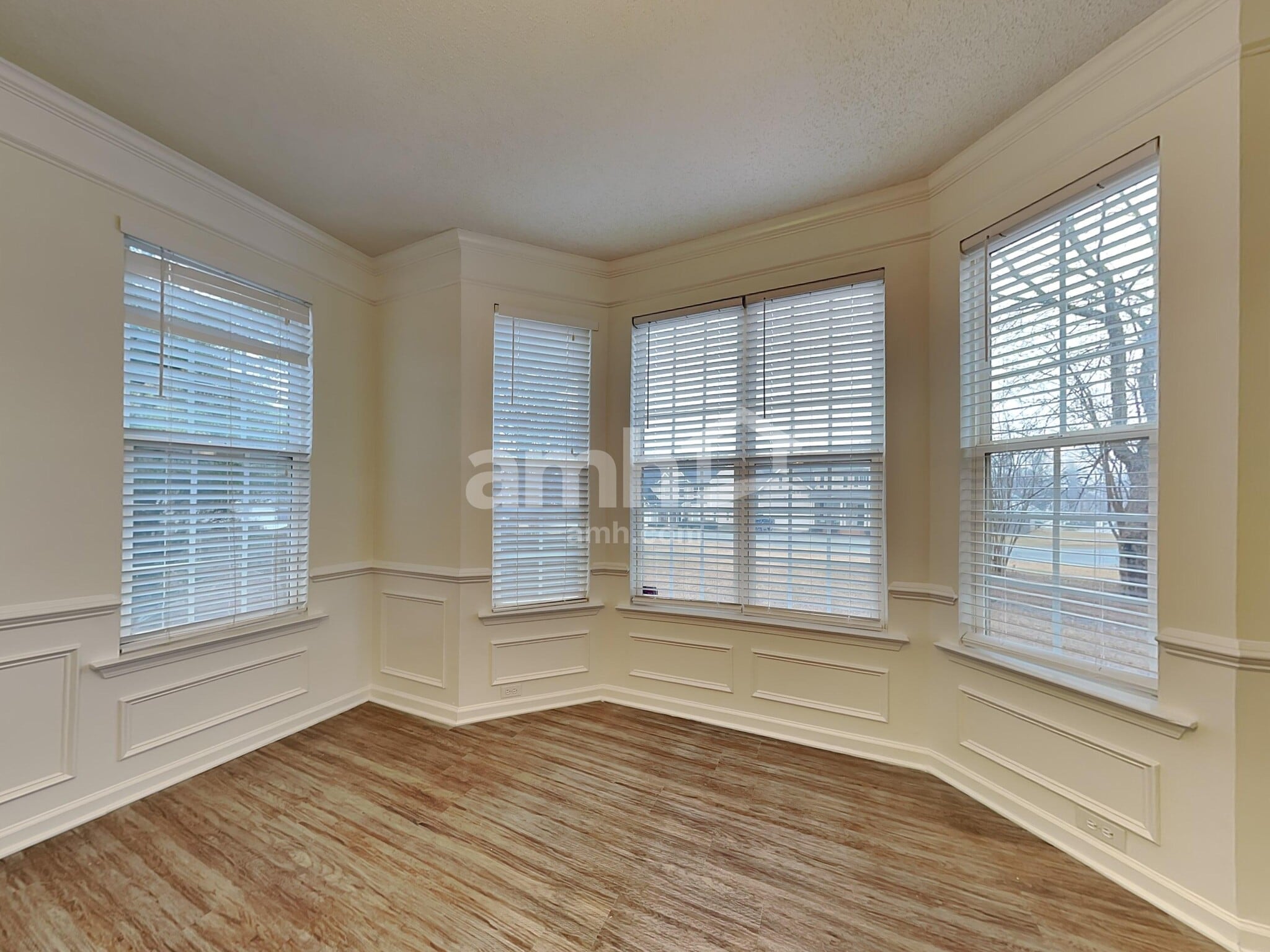 Building Photo - 145 Sandy Ln