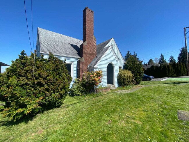 Building Photo - Walk to Whole Foods, Catch a Game at Civic Field, and Ride the Bus with Ease – Prime Lakeway Loca...