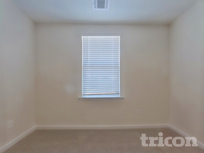 Building Photo - 3392 Arabian Farm Ln