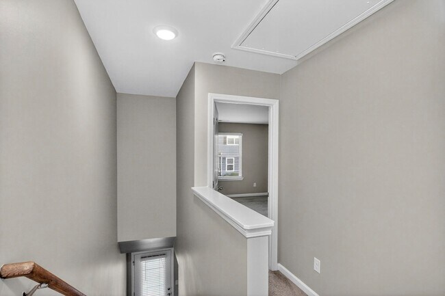 Building Photo - 1017 Glen Marcus Dr