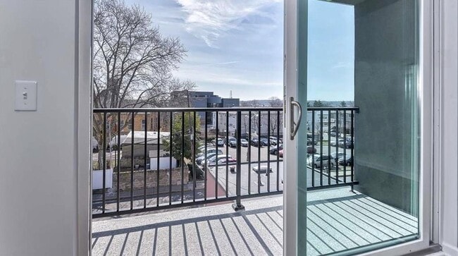 Building Photo - 536 Broadway