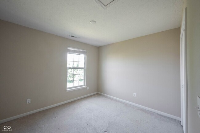 Building Photo - 13086 Avon Cross Way