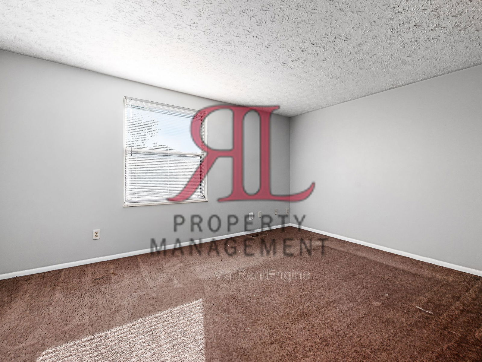 Building Photo - 6678 Manring Ct